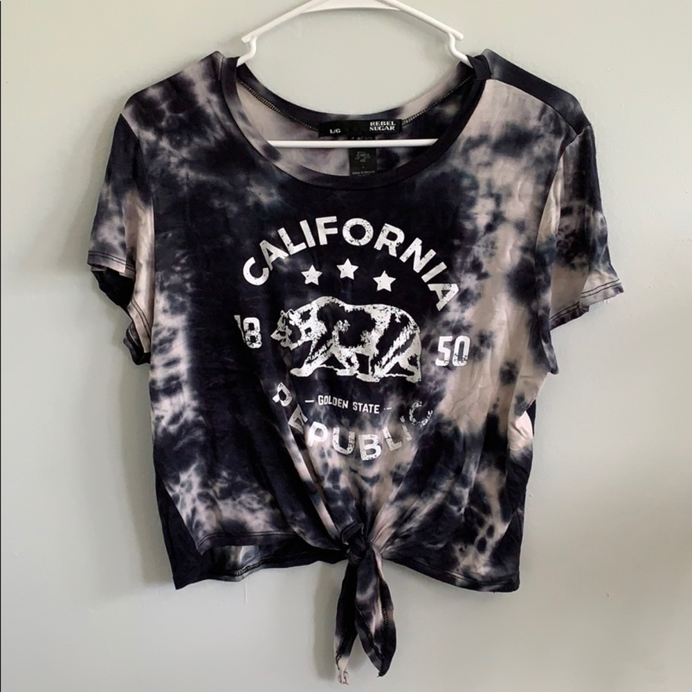 Rebel Sugar Black and Cream Tie Dye Tee